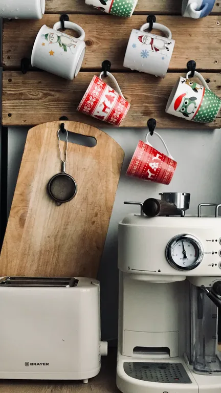 Уютный семейный дом у озера