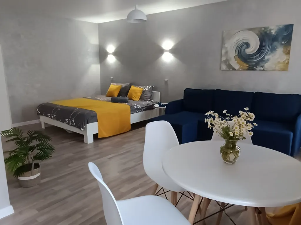 Квартира Новая студия СЕРДЦЕ БРЕСТА в центре с кондиционером — аренда посуточно в Брест