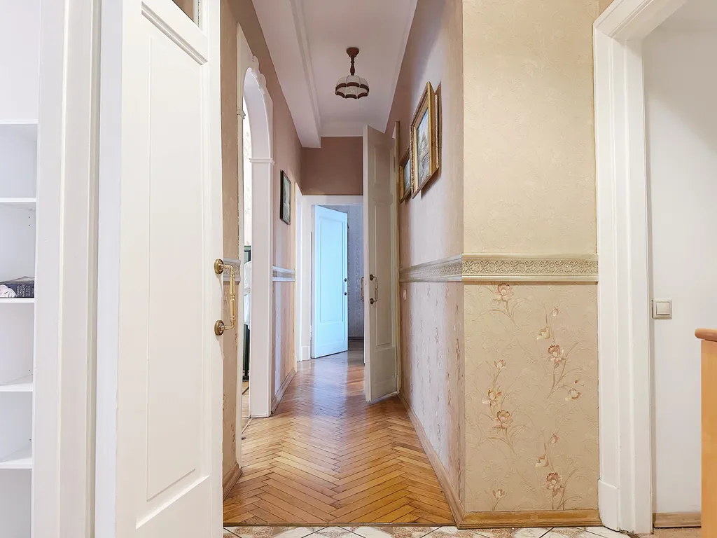 Квартира Квартира в центре Москвы рядом с Патриаршими прудами — Москва