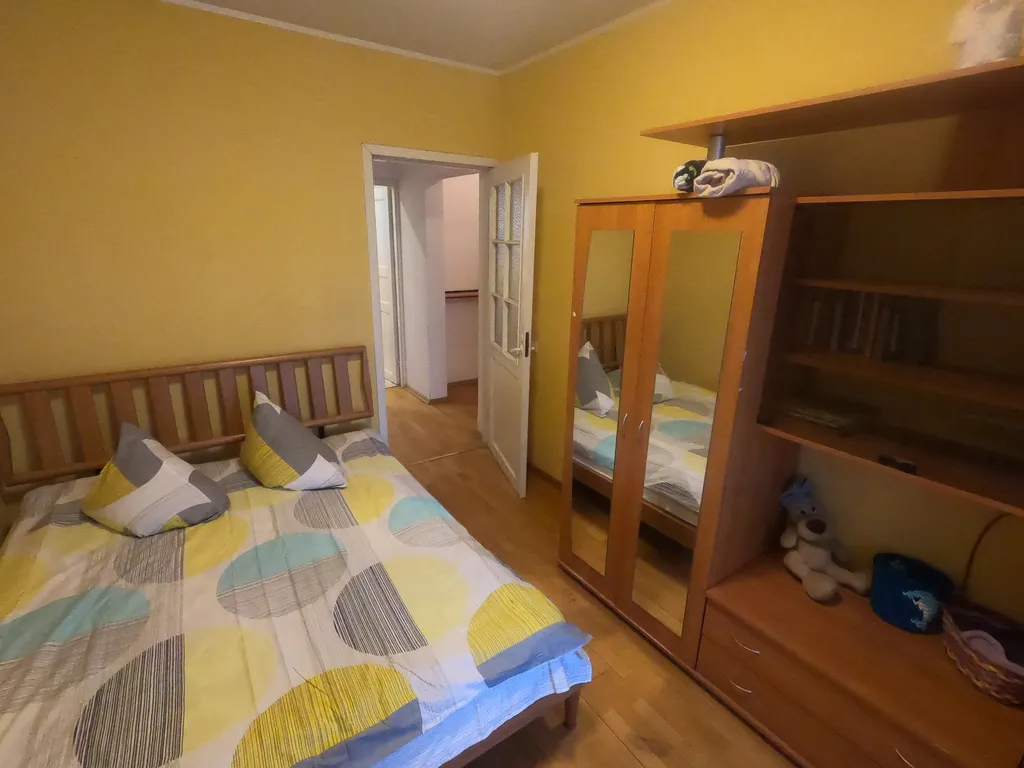 Шикарная квартира в центре города с огромной джакузи в виде сердечка