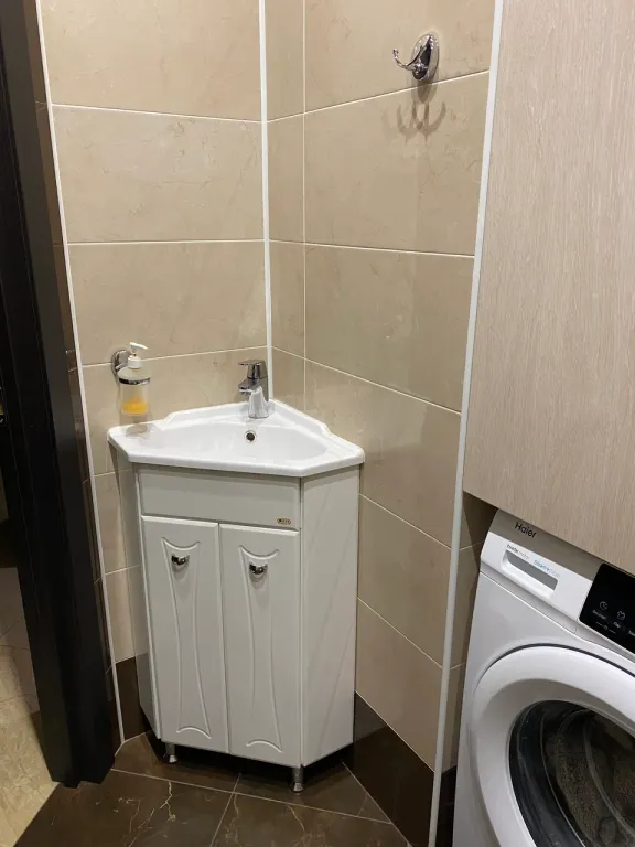 Большая уютная квартира рядом с праздничной столицей