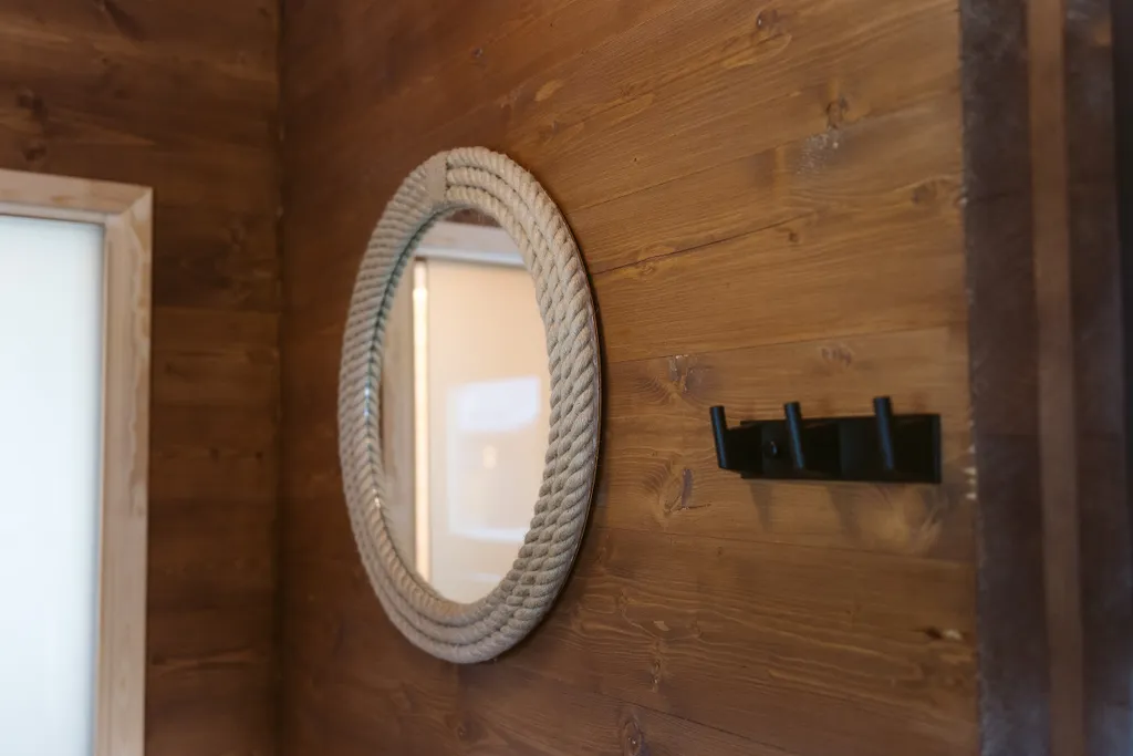 Дом меркуриал