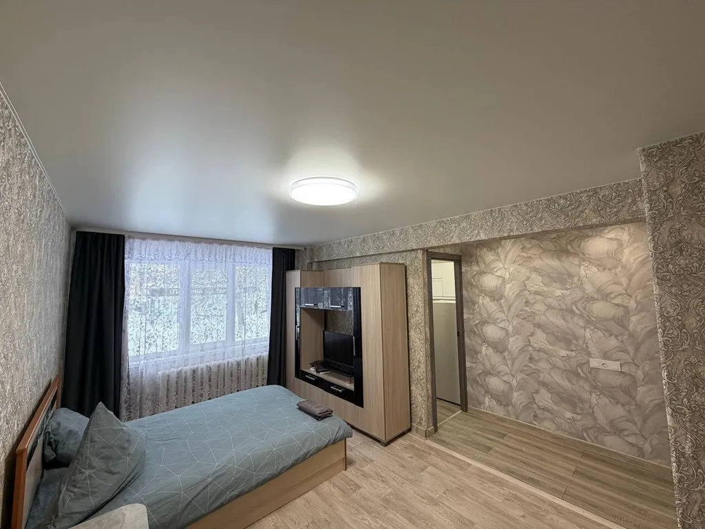 Однушка возле трамвайного кольца