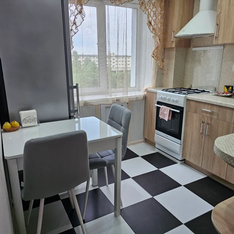 Уютная двухкомнатная квартира в центре рядом с ПетрГУ и ж/д вокзалом