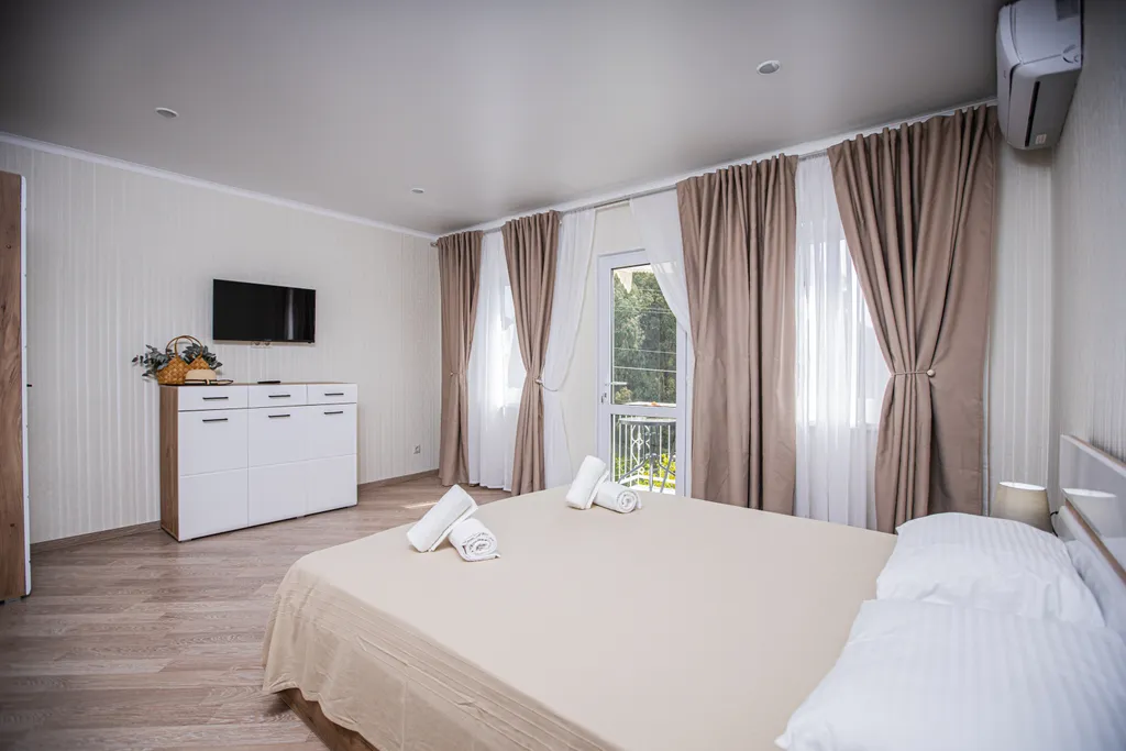 Коттедж Домик в мандариновом саду (2й этаж под ключ) — аренда посуточно в Сухум