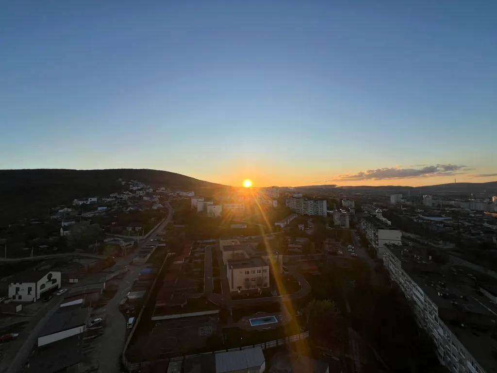 Новая студия с красивыми закатами