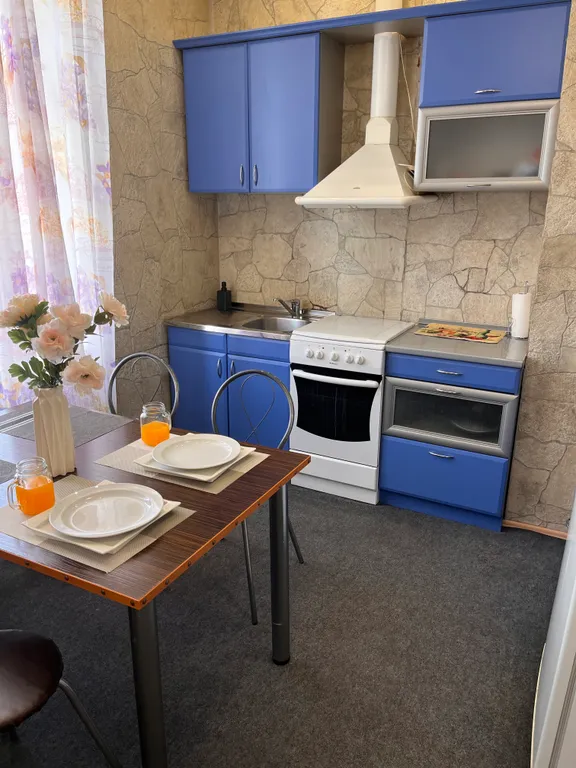 Большая трехкомнатная квартира