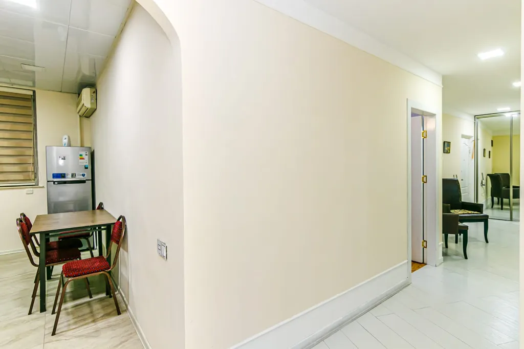 Turquoi̇se apartment