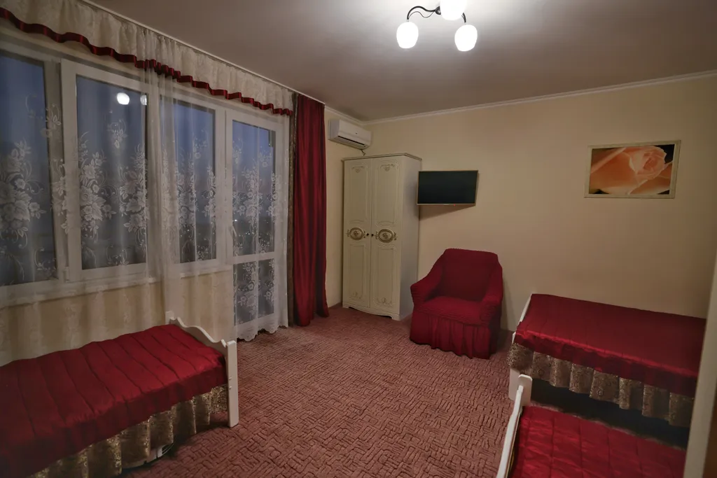 Квартира Квартира Четырехместный номер с доп. местом с балконом и видом на море — Лазаревское