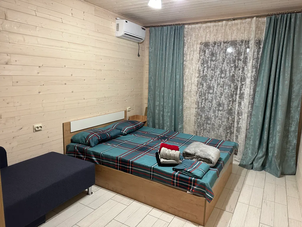 Новая двухкомнатная квартира с двориком