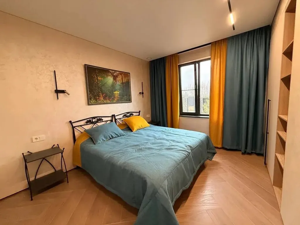 Премиальный дом с видом на лес и пруд в поселке года Ели estate