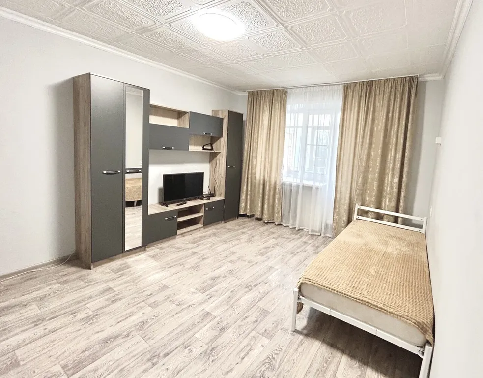 Квартира в самом центре возле ТЦ 21 Век — аренда посуточно в Калуга