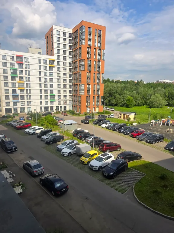 Уютная евро двушка у метро физтех