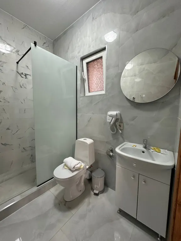 Апартаменты у старого озера, дом с парковкой