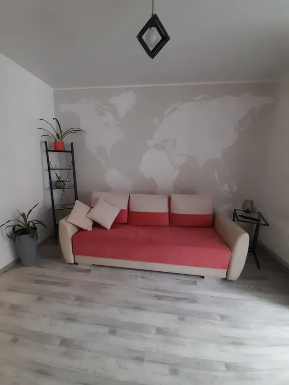 Квартира Новая студия с хорошим ремонтом — аренда посуточно в Калининград