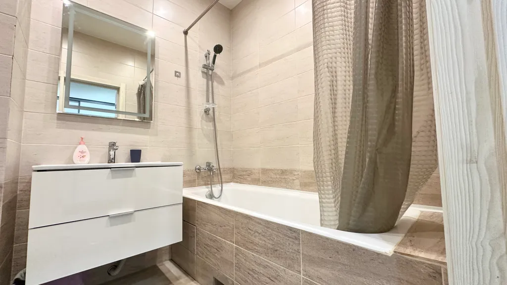 Просторная студия