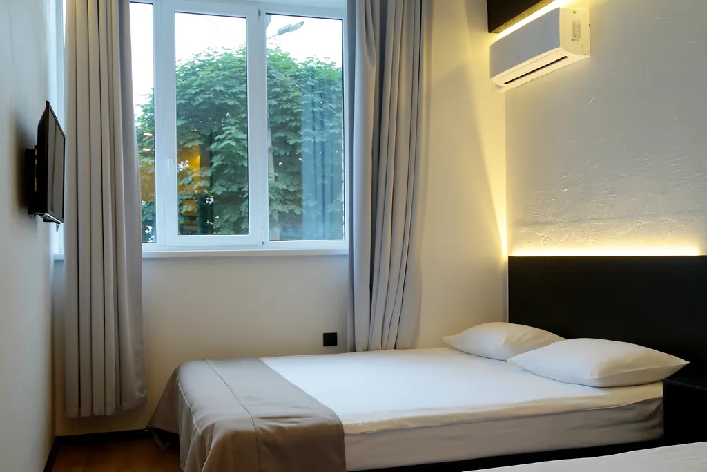 Стандарт для троих