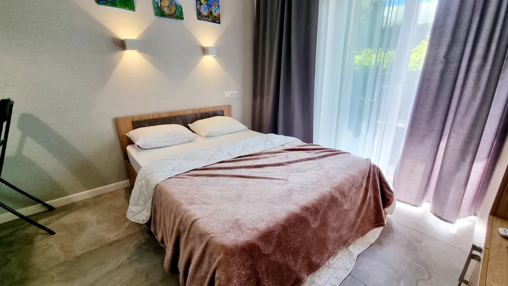 Квартира Художественные апартаменты — Анапа