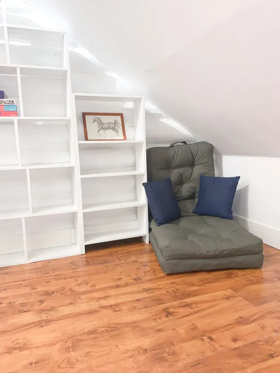 Дом в соснах