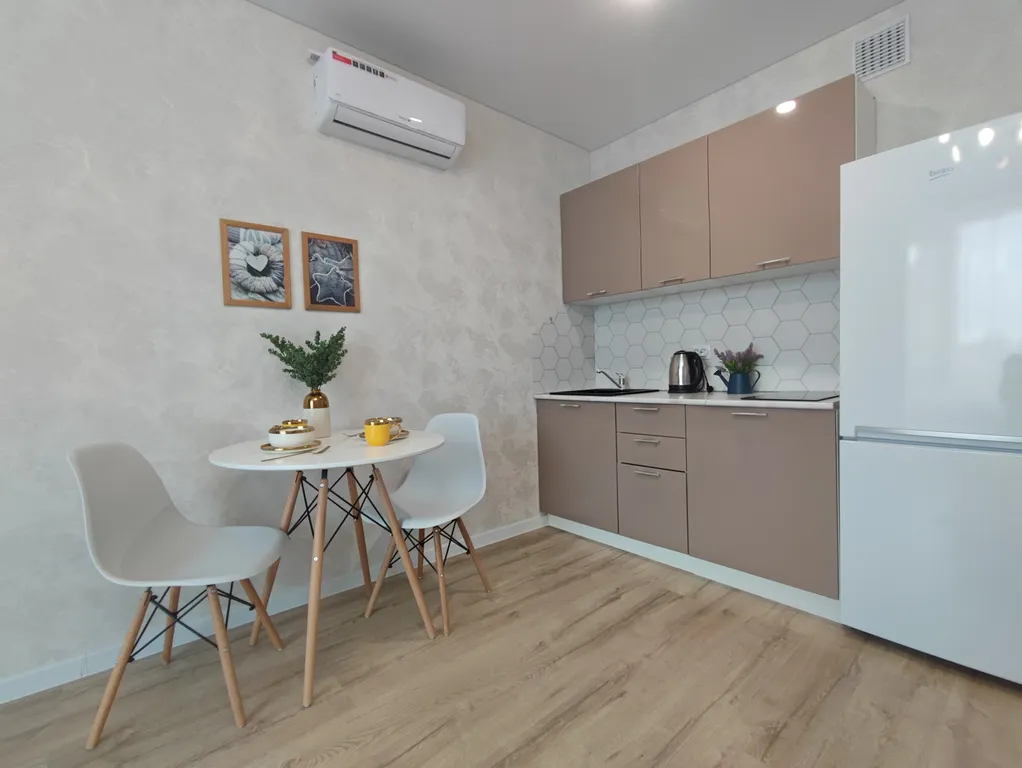 Новая студия в ЖК Гелиос с тренажёрным залом