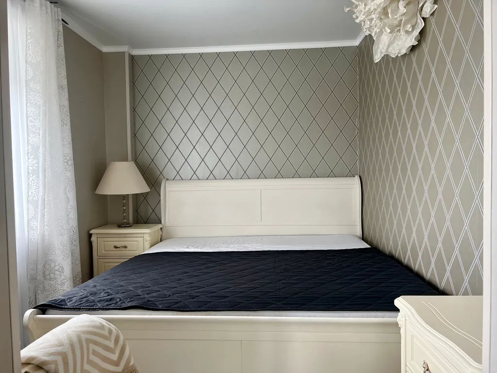 Квартира Квартира 3-комнатная в центре у Нижнего озера, Зоя-апарт — Калининград