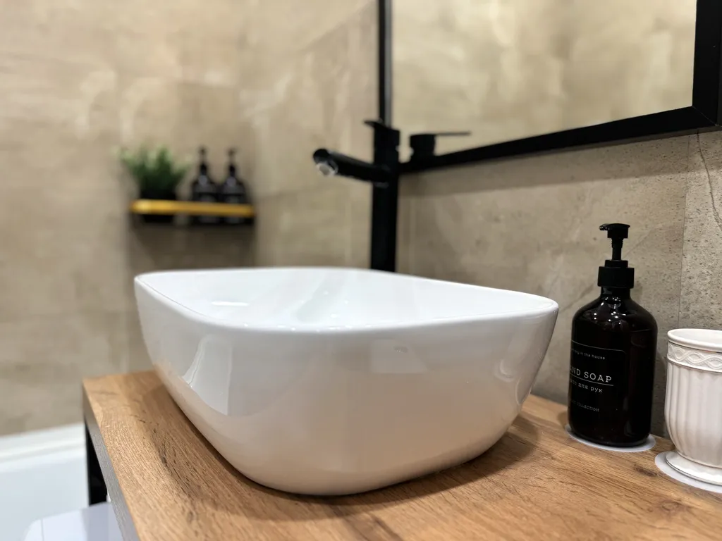 Мона— пространство без суеты