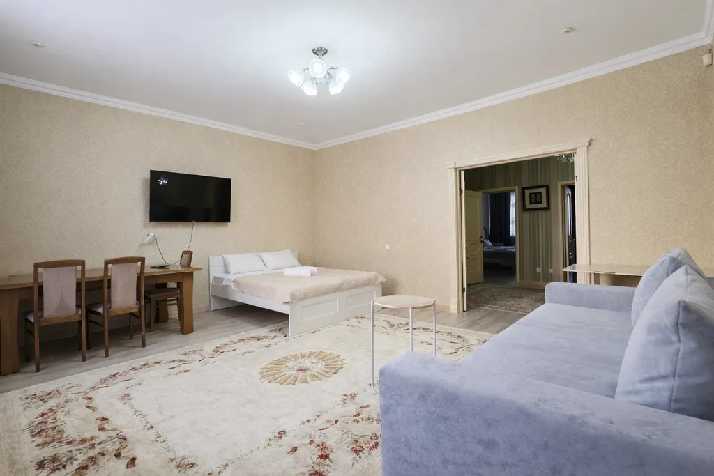 3-комнатная квартира в центре ЖК Нурсая