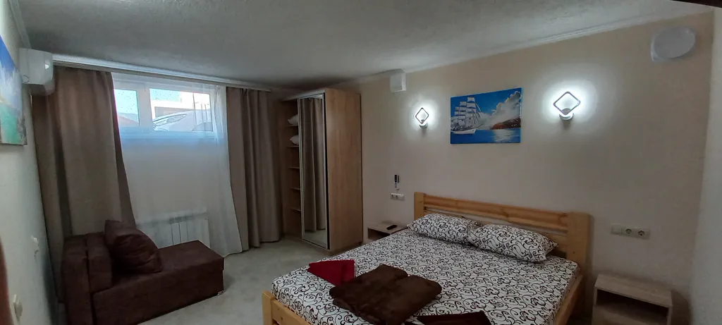 Коттедж Часть дома с бассейном у моря — Геленджик