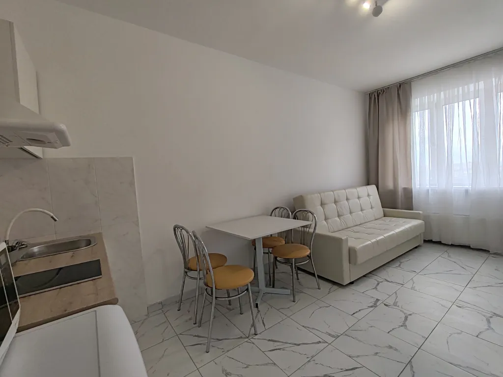 Znsrent Металлургов 106