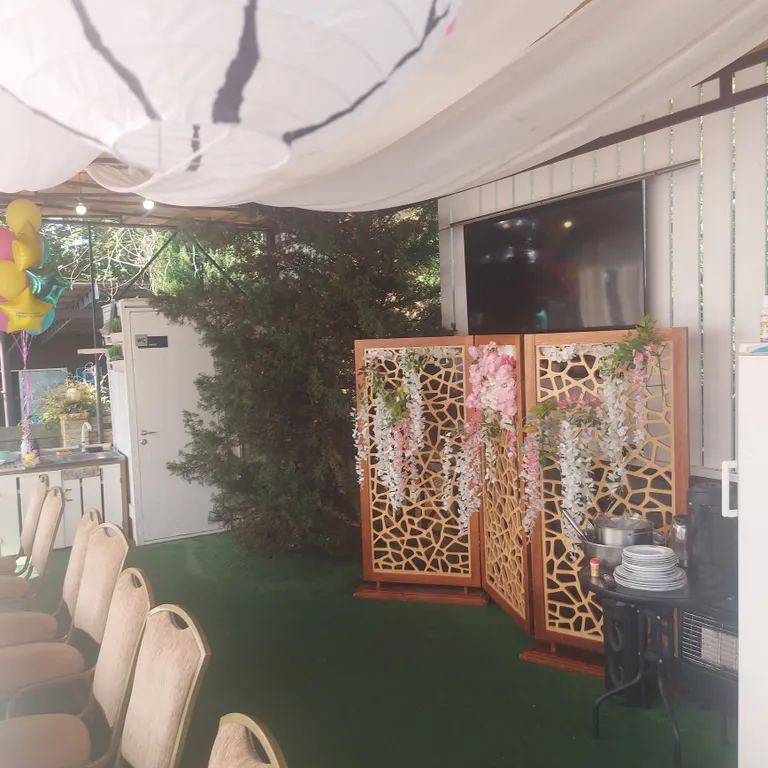 Дом замок с видом на море и горы