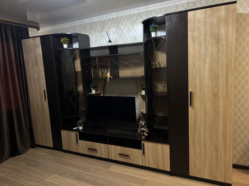 Уютная квартира в самом центре поселка