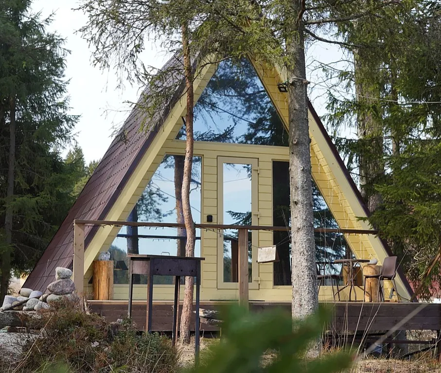 А-фрейм дом на горе