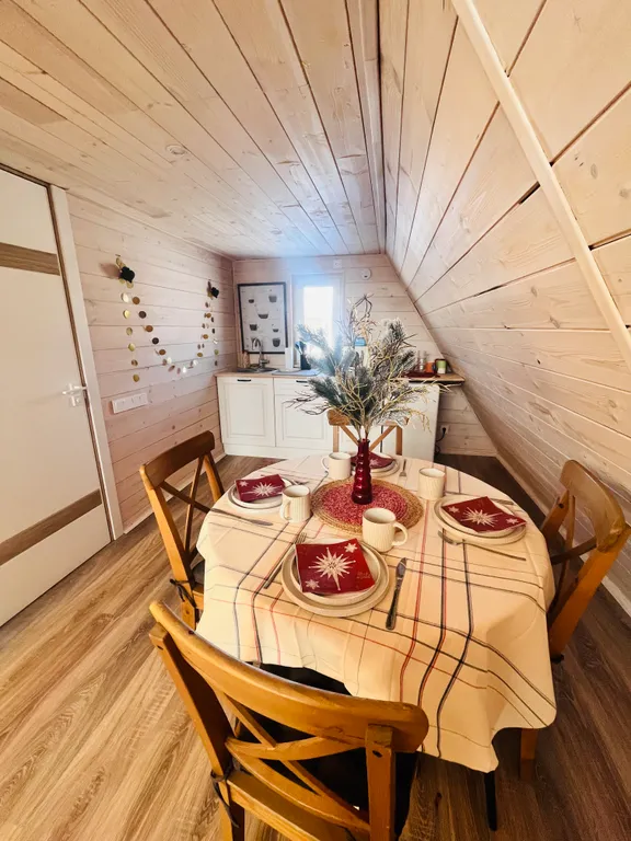 Уютный домик-шале вдали от города