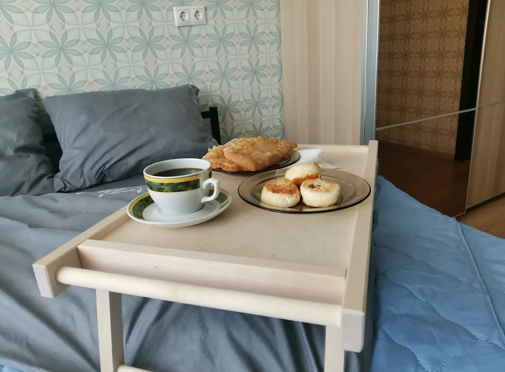 У Волги уютная квартира с видом на горы