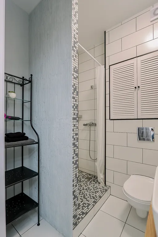 Милeйшaя студия с балконoм в центре гоpодa