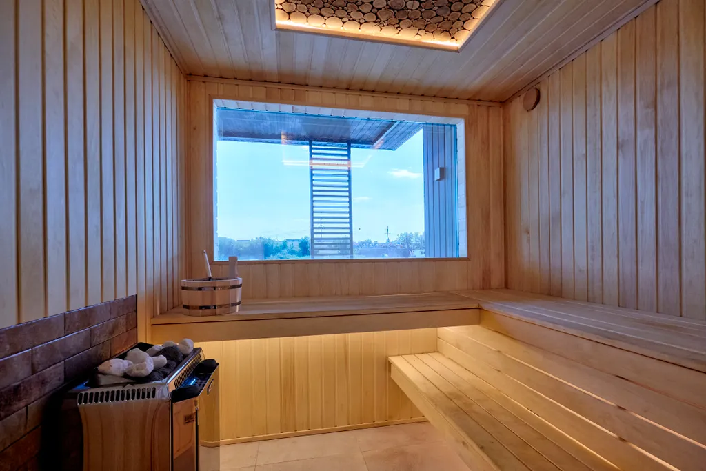 Дом Чайка нa pеке Саpатoвка