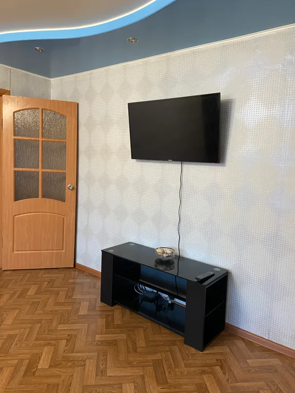 Двухкомнатная квартира рядом с красивым парком