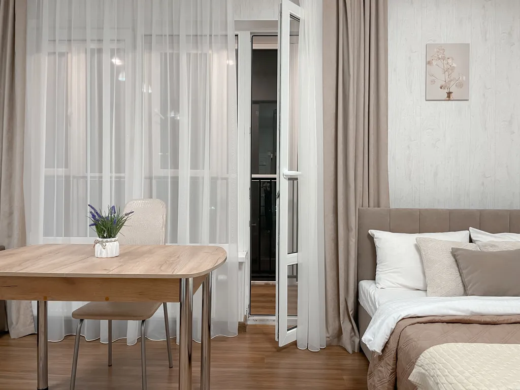 Уютная студия с встроенной кухней