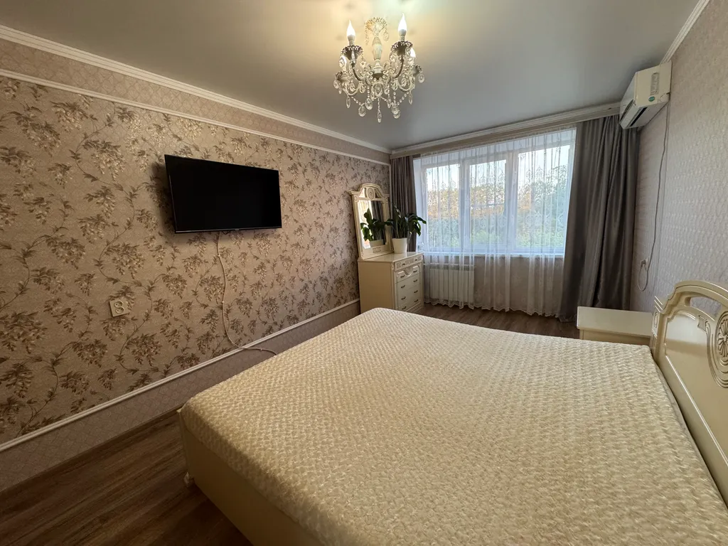 Уютная двухкомнатная квартира в 3 минутах ходьбы от центра города