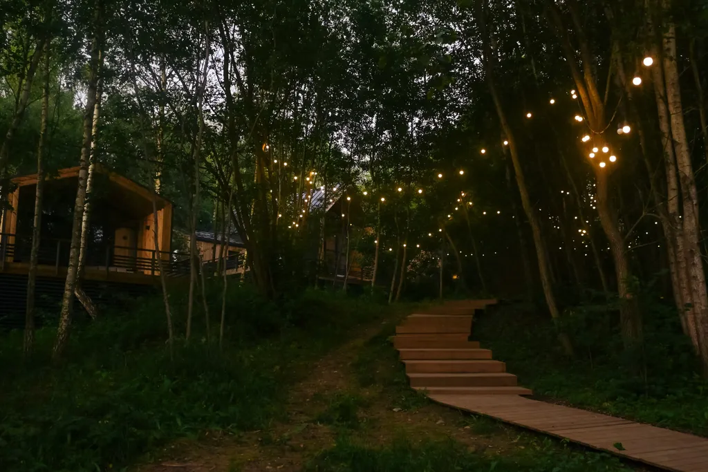 Дуплекс Mix 150 Хаку и Тихиро на две семьи среди леса