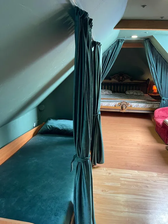 Двухуровневые  Апартаменты в Амалиенау