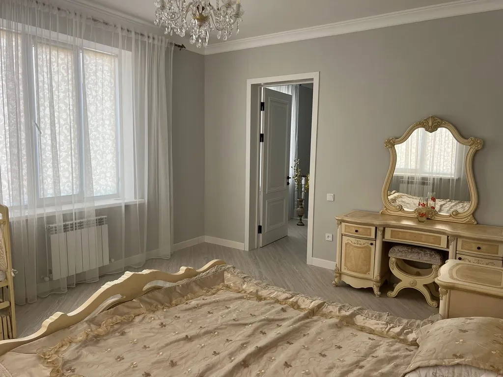 5-комнатный Дом