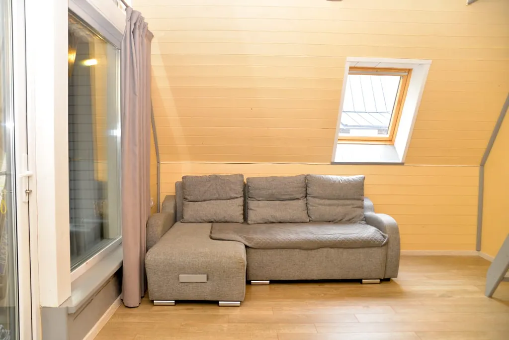 Уютный барн в дубах