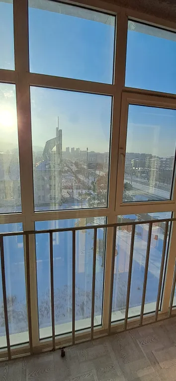 Студия с панорамным видом на город