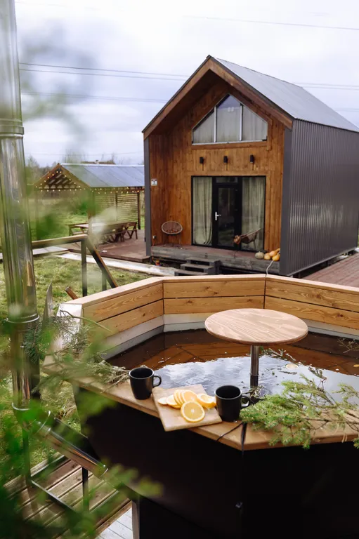 Коттедж Коттедж Уютный Барн-хаус с банным чаном и русской баней — Санкт-Петербург