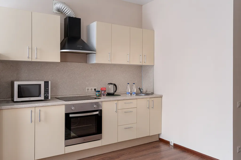 Студия возле Ледовой Арены