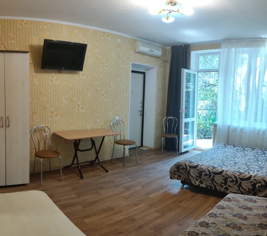 Комфортабельные номера в центре поселка