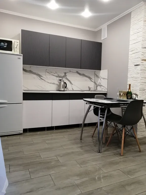 Квартира с видом на озеро