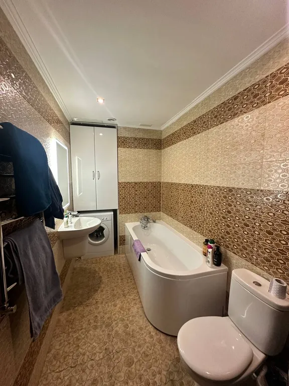 Стильная двухкомнатная квартира, вода круглосуточная