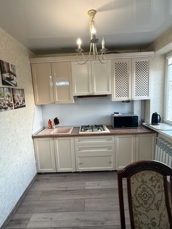 Уютная студия с видом на Белый дом и парк